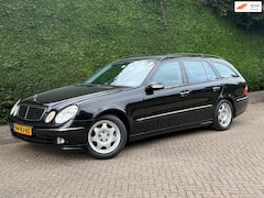 Mercedes-Benz E-klasse Combi - 240 Classic /AUTOMAAT/LEER/XENON/SCHUIFDAK/RIJDTGOED/