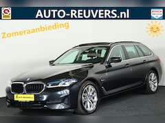 BMW 5-serie Touring - 530e xDrive Business Edition Plus Navi / Cruise / HUD / Panorama / Carplay