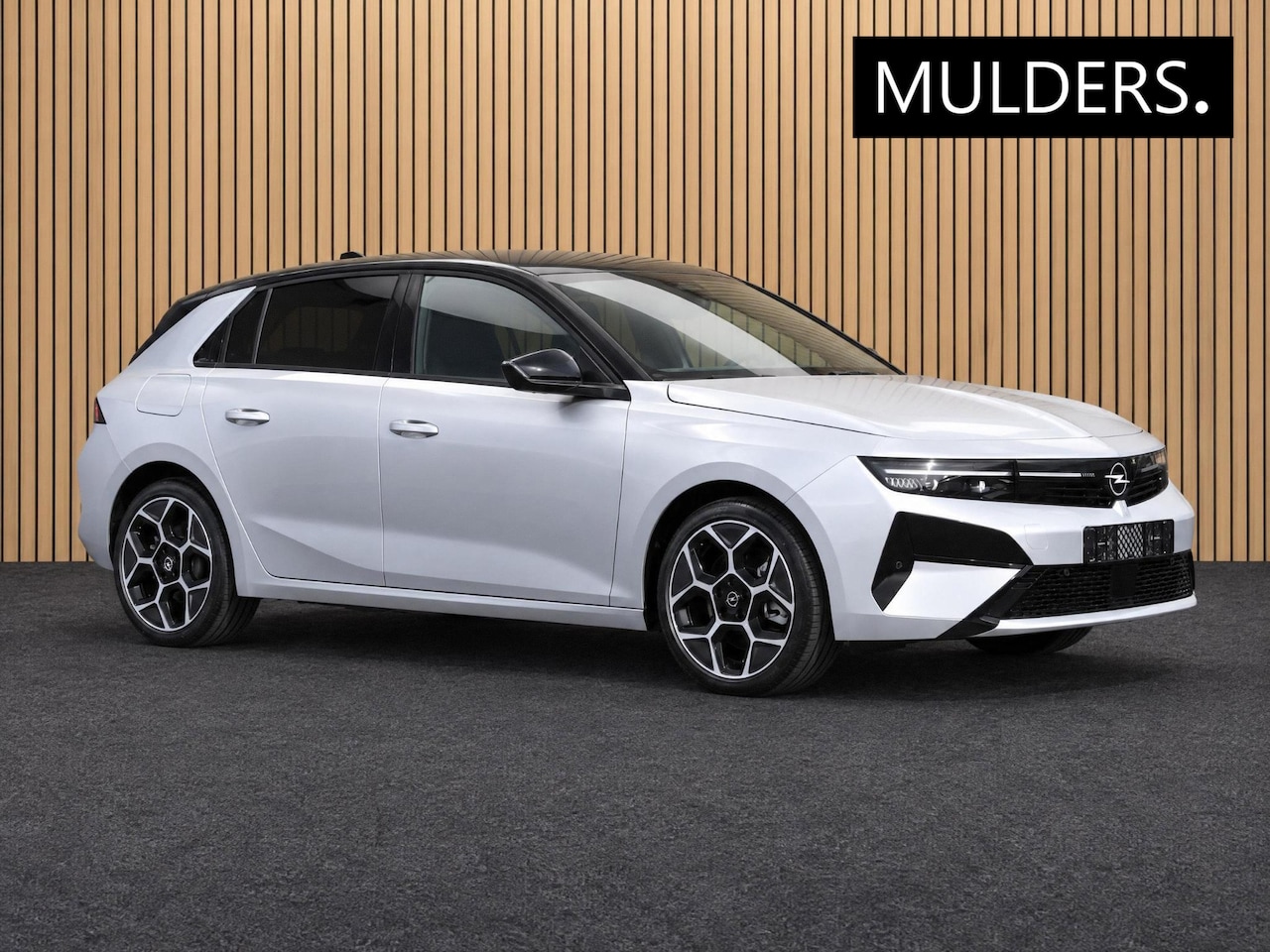 Opel Astra - 1.6 Turbo Plug In Hybrid Ultimate VOORRAAD KORTING - AutoWereld.nl