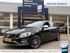 Volvo V60 - 2.0 T4 Business Sport / Binnenkort-Beschikbaar / Foto's Volgen / ENZ