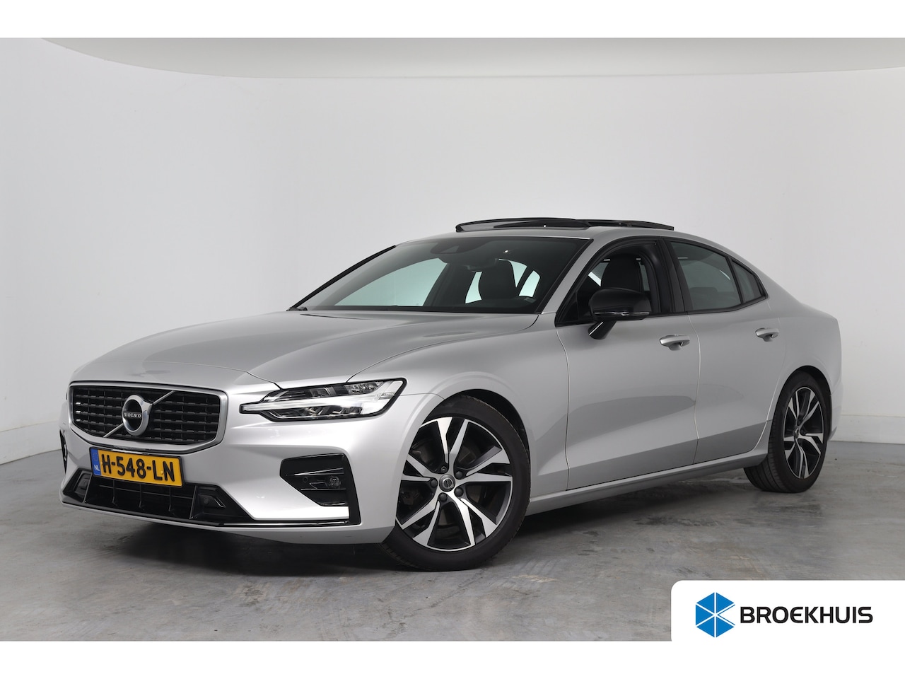 Volvo S60 - 2.0 T4 R-Design | Dealer Onderhouden! | Trekhaak | Open Dak | Memory Zetels | LED | Stoel/ - AutoWereld.nl