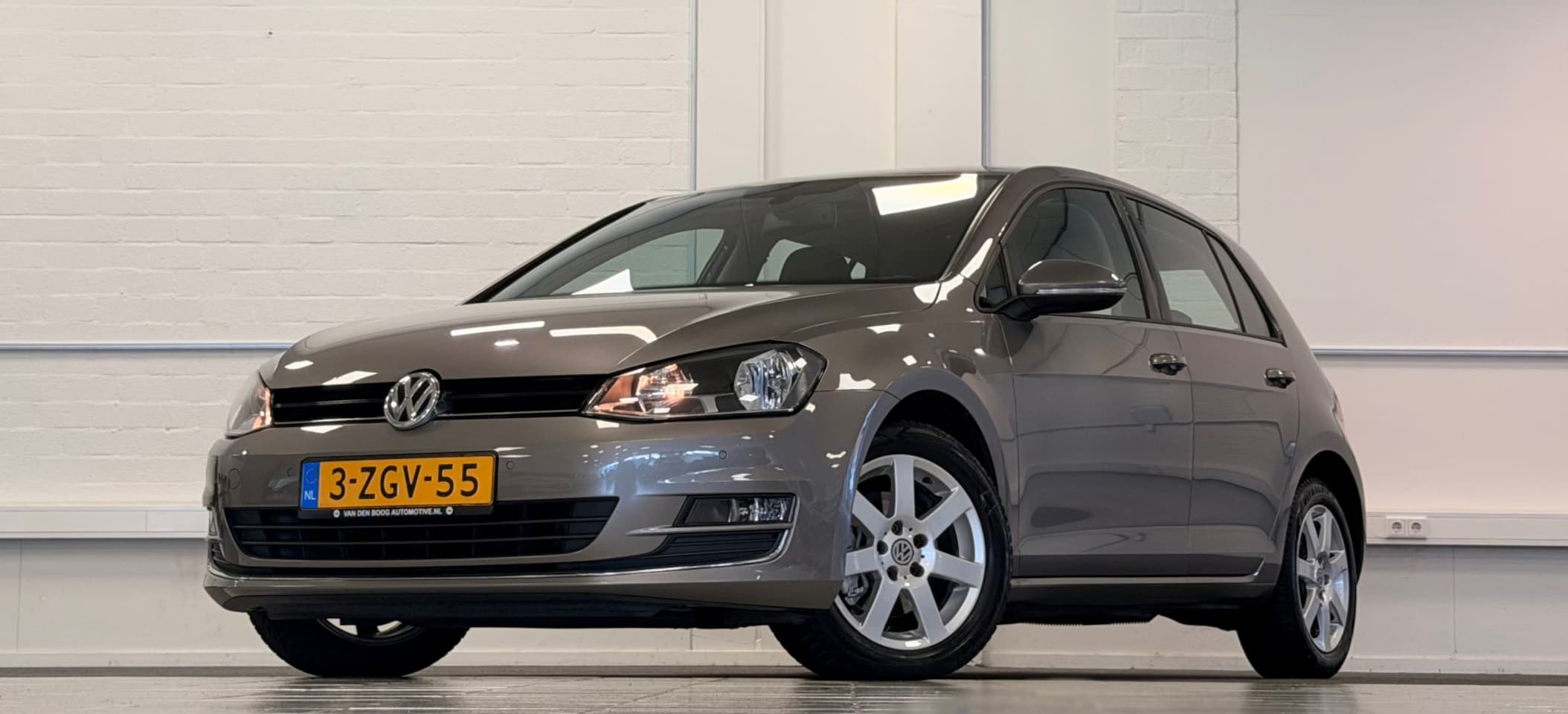 Volkswagen Golf - 1.4 TSI ACT Business Edition Camera Navi Massage Leder Garantie - AutoWereld.nl