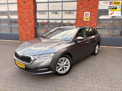 Skoda Octavia Combi - 1.0 e-TSI DSG Business Edition | Trekhaak | Apple Carplay