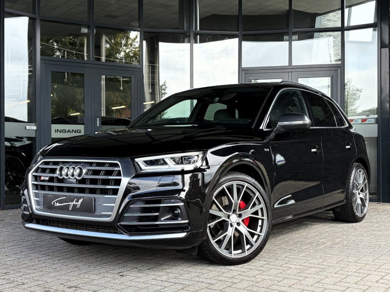 Audi SQ5 - 3.0 TFSI Q. S-LINE - LUCHTV. - RS ZETELS - BenO - PANO - 21 INCH - AutoWereld.nl