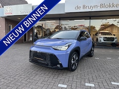 Toyota Aygo X - Hybrid 115 pulse stoelverwarming / keyless start / parkeersensoren voor + achter / Navigat