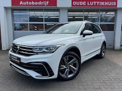 Volkswagen Tiguan - 1.4TSI eHybrid 245PK R-Line Camera Virtual IQ.Light ACC HUD Trekhaak