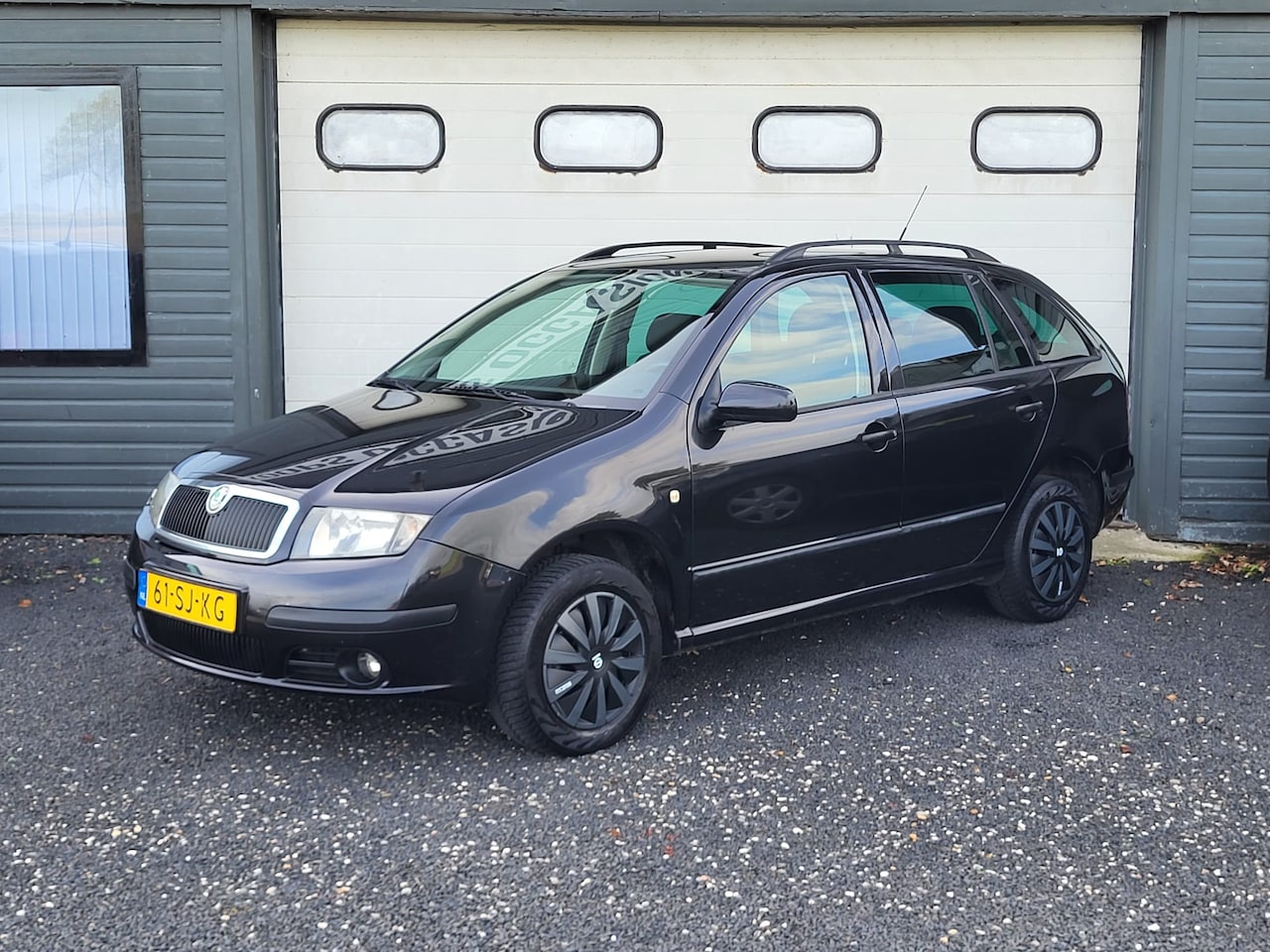 Skoda Fabia Combi - 1.4-16V Equipe plus | APK 2-2027 | Airco | Cruise Control - AutoWereld.nl