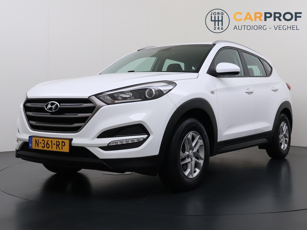 Hyundai Tucson - 1.6 GDi Go! Trekhaak Navigatie Stoelverwarming - AutoWereld.nl
