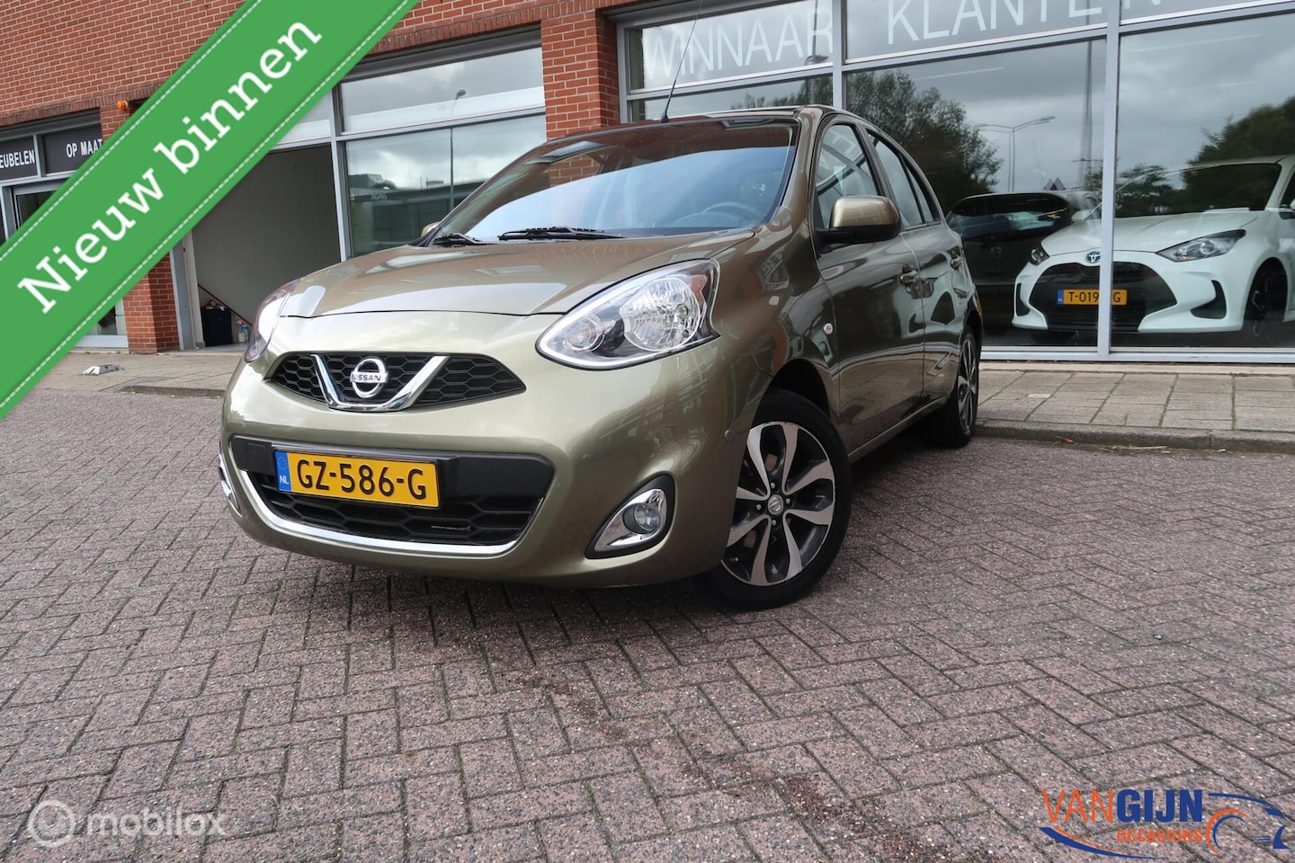 Nissan Micra - 1.2 DIG-S Tekna Pano Navi Airco Automaat - AutoWereld.nl