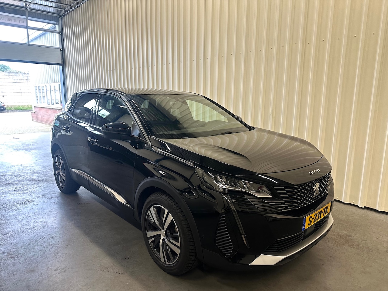 Peugeot 3008 - 1.2 PureTech Allure Pack Business 1.2 PureTech Allure Pack Business - AutoWereld.nl
