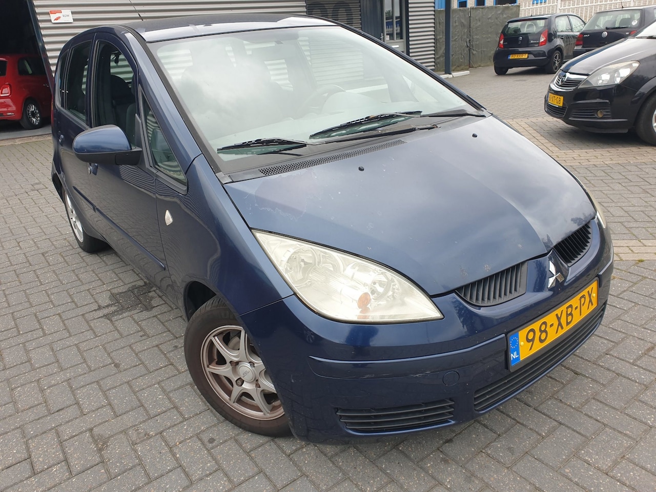 Mitsubishi Colt - 1.3 Invite Airco-El-ramen - AutoWereld.nl