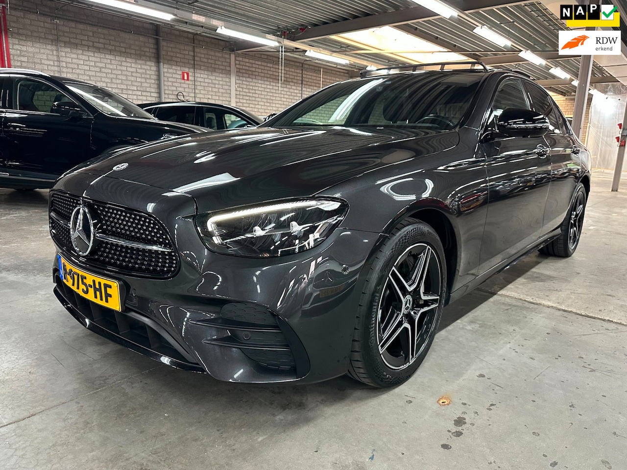 Mercedes-Benz E-klasse - 300 e AMG, Pano, BTW, VOL! - AutoWereld.nl