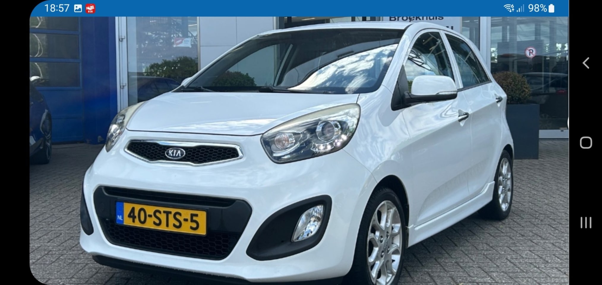 Kia Picanto - 1.0 CVVT Comfort Pack 1.0 CVVT Comfort Pack - AutoWereld.nl