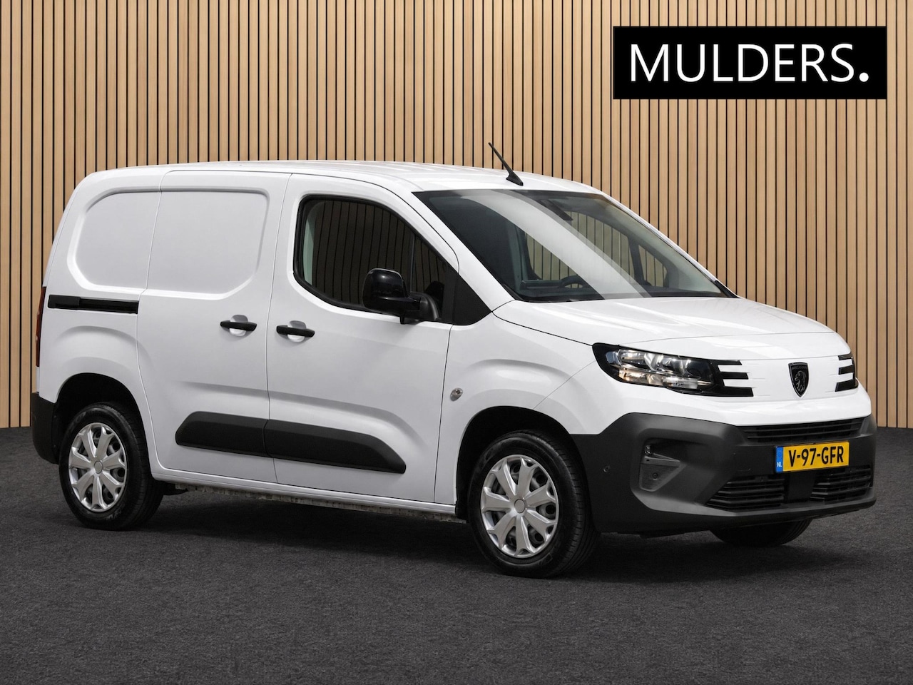 Peugeot Partner - 1.5 BlueHDi 100 L1 3-ZITS/DYNAMIC SURROUND VIEW - AutoWereld.nl