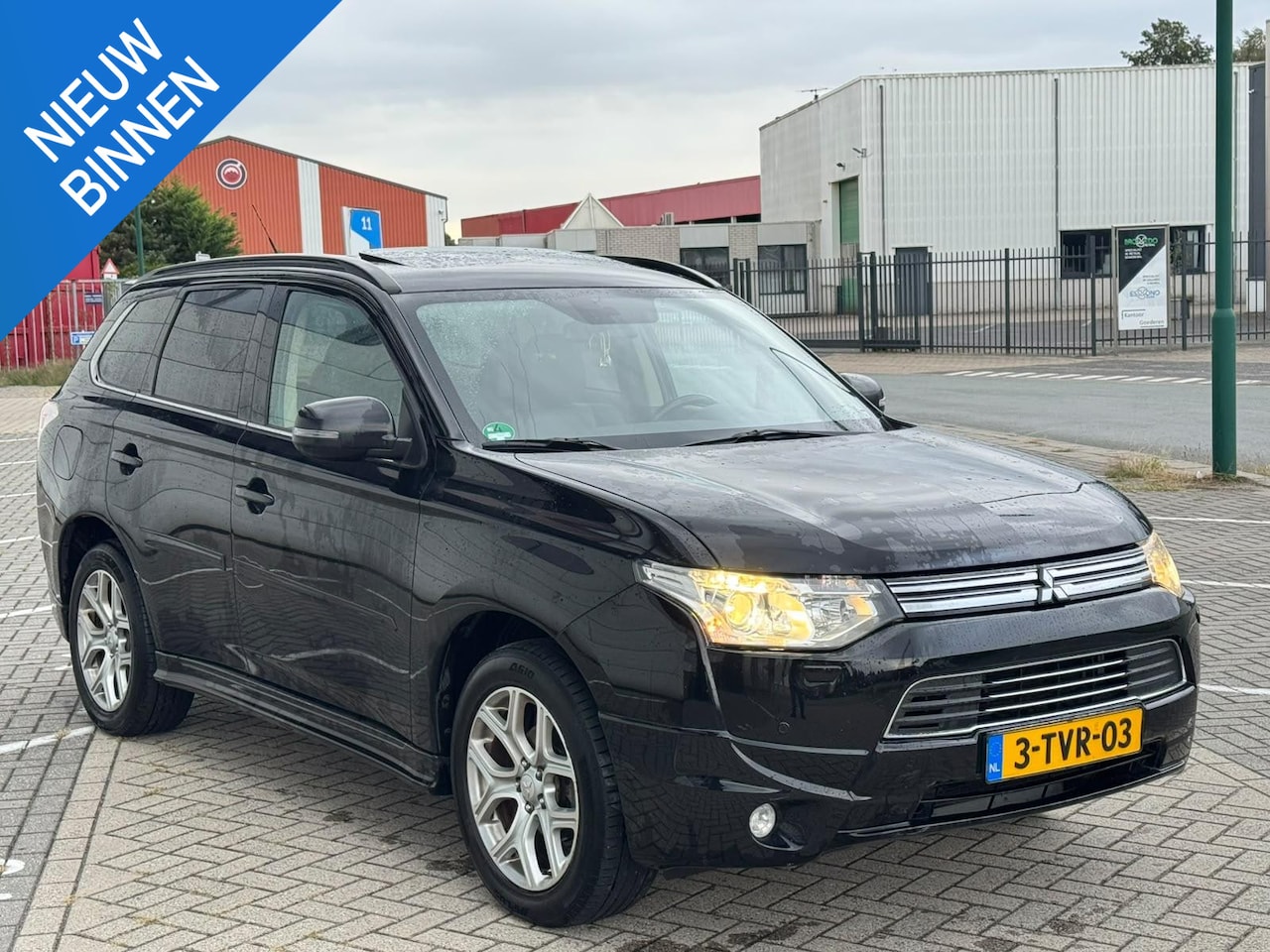 Mitsubishi Outlander - 2.0 PHEV Instyle+ Vol optie/NAP/TRKHK - AutoWereld.nl