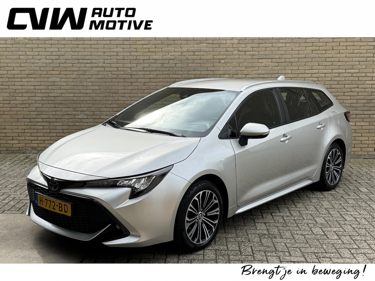 Toyota Corolla Touring Sports - 1.2 Turbo Dynamic | Trekhaak afneembaar | Lederen bekleding | Stoelverwarming | Navigatie - AutoWereld.nl