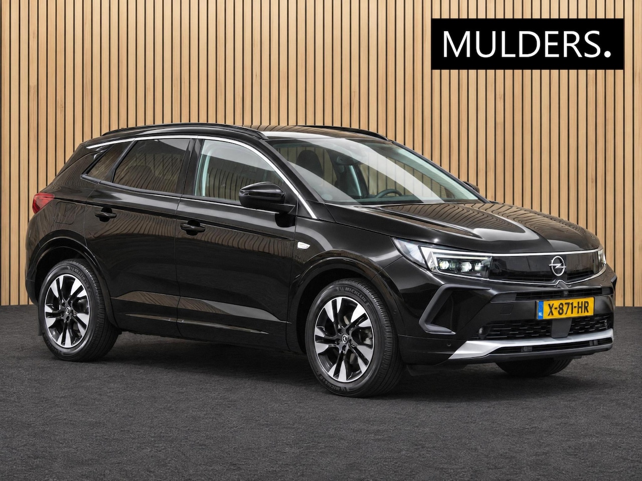 Opel Grandland - 1.2T 130 INNOVATION| Navi/Trekhaak/Keyless/Camera - AutoWereld.nl