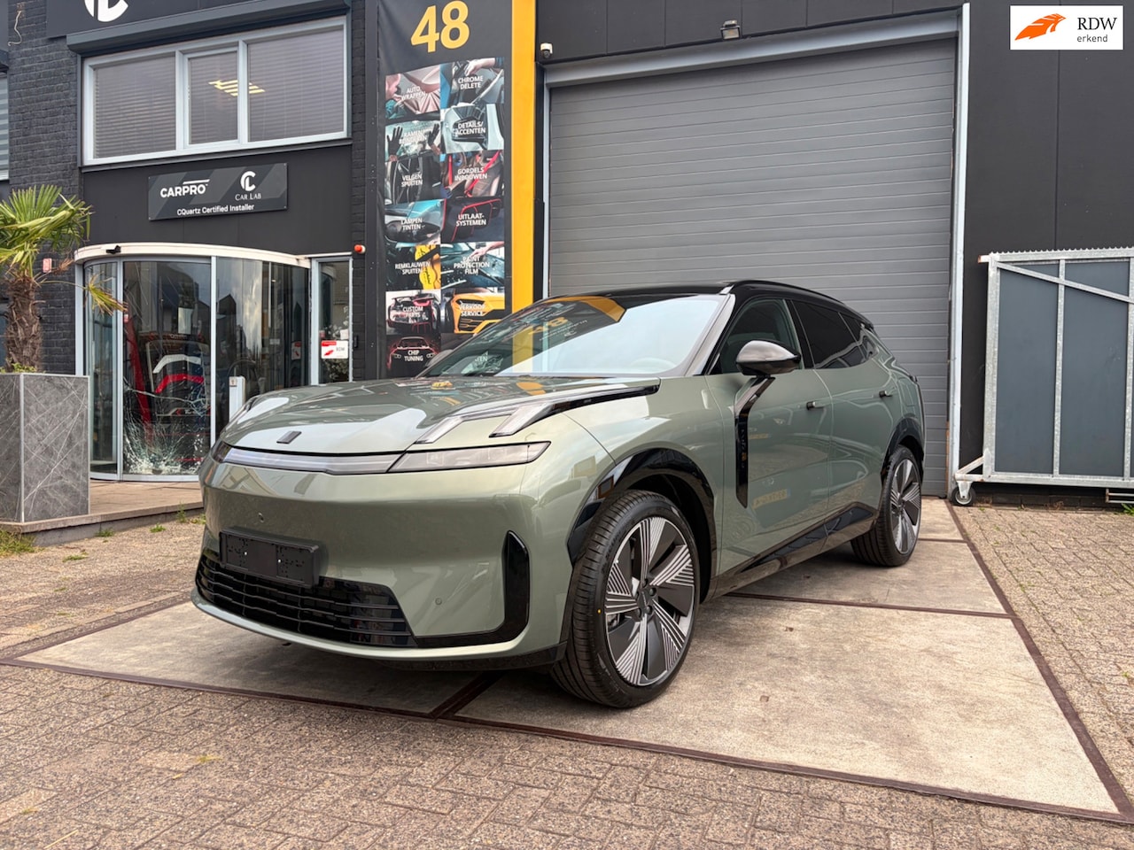 Lynk & Co 08 - 1.5 More | Nieuw | Massage | Pano | 4jr garantie | Full options - AutoWereld.nl