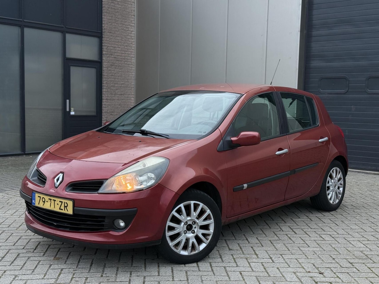 Renault Clio - 1.4-16V Dynamique 5-DRS Cruise/Airco Trekhaak - AutoWereld.nl