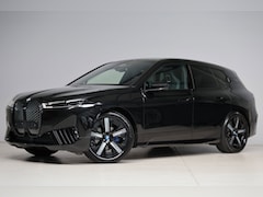 BMW iX - XDrive50 High Executive 112 kWh | panoramadak skylounge | laser led | stoelkoeling | elek.