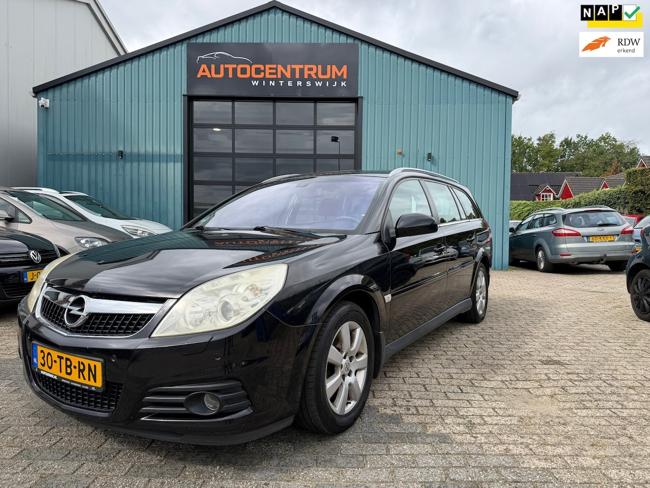 Opel Vectra Wagon - 1.8-16V Cosmo Automaat - AutoWereld.nl