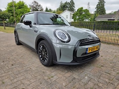 MINI 3-Deurs - 1.5 Cooper Business Edition Mini Cooper full options