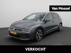 Volkswagen Golf - 1.5 eHybrid Life Edition SoH 100% | Navigatie | Airco | Parkeersensoren | Camera | Cruise