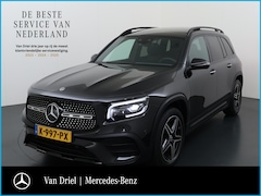 Mercedes-Benz GLB - 180 AMG line | Pano Sound Keyless Memory