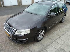 Volkswagen Passat Variant - 2.0 TFSI Highline Business AUTOMAAT