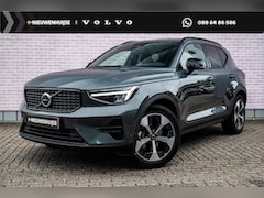 Volvo XC40 - 2.0 B4 Plus Dark | Trekhaak | All-Season banden | Harman Kardon Audio | Achteruitrijcamera