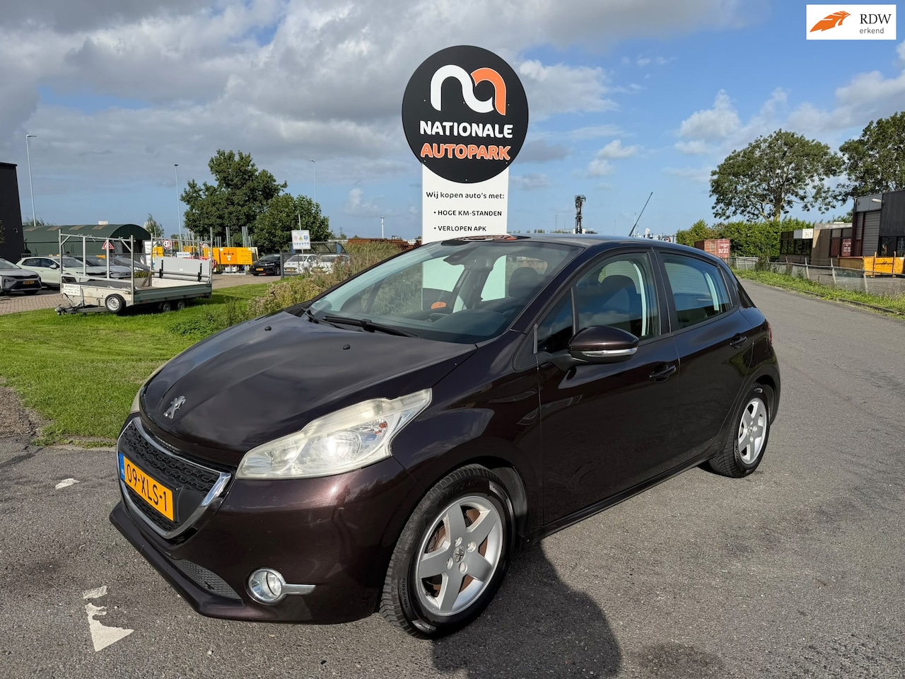 Peugeot 208 - 2012 * 1.4 VTi Envy * APK * - AutoWereld.nl