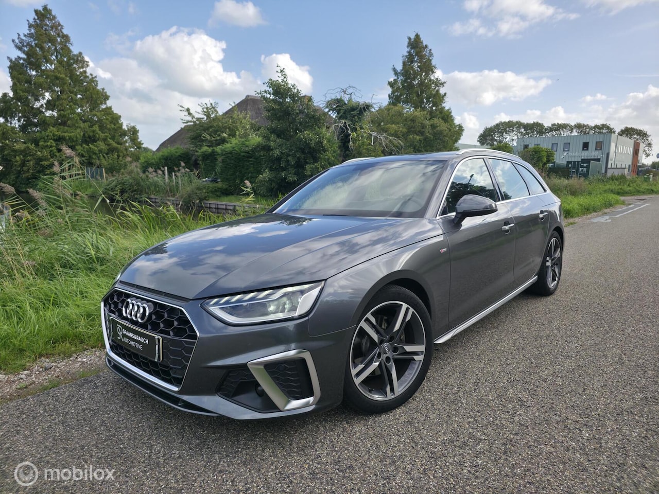 Audi A4 Avant - 35 TFSI S-line / 1e eig. / Navi / Half leder - AutoWereld.nl