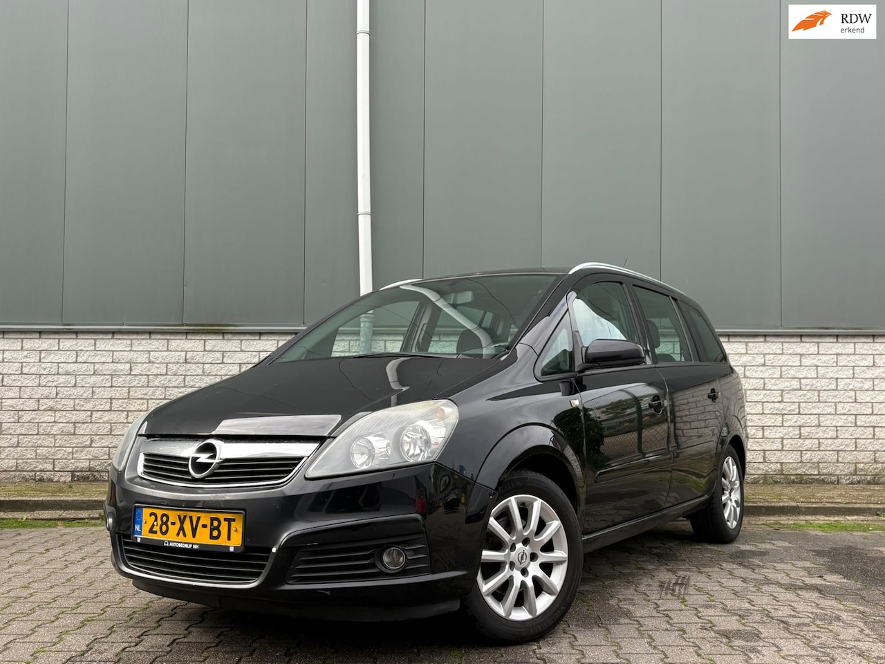 Opel Zafira - 1.8 Temptation-Automaat-7P-Airco - AutoWereld.nl