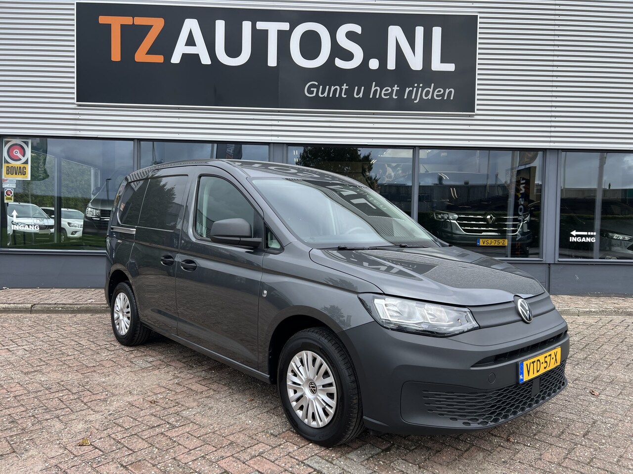 Volkswagen Caddy Cargo - 2.0 TDI Comfort 2.0 TDI Comfort /Nieuwstaat - AutoWereld.nl