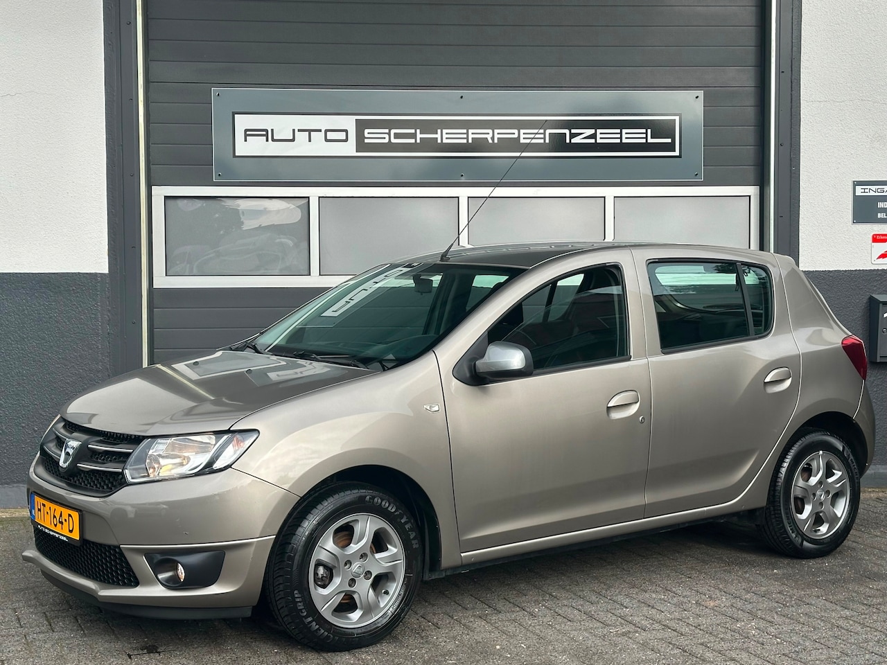 Dacia Sandero - 0.9 TCe 10th Anniversary | AIRCO |73.446 km | NL AUTO - AutoWereld.nl
