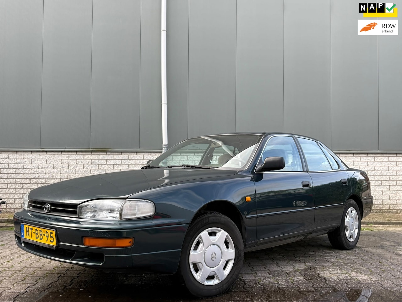 Toyota Camry - 2.2i XL-Origineel Nederlands-Boekjes - AutoWereld.nl