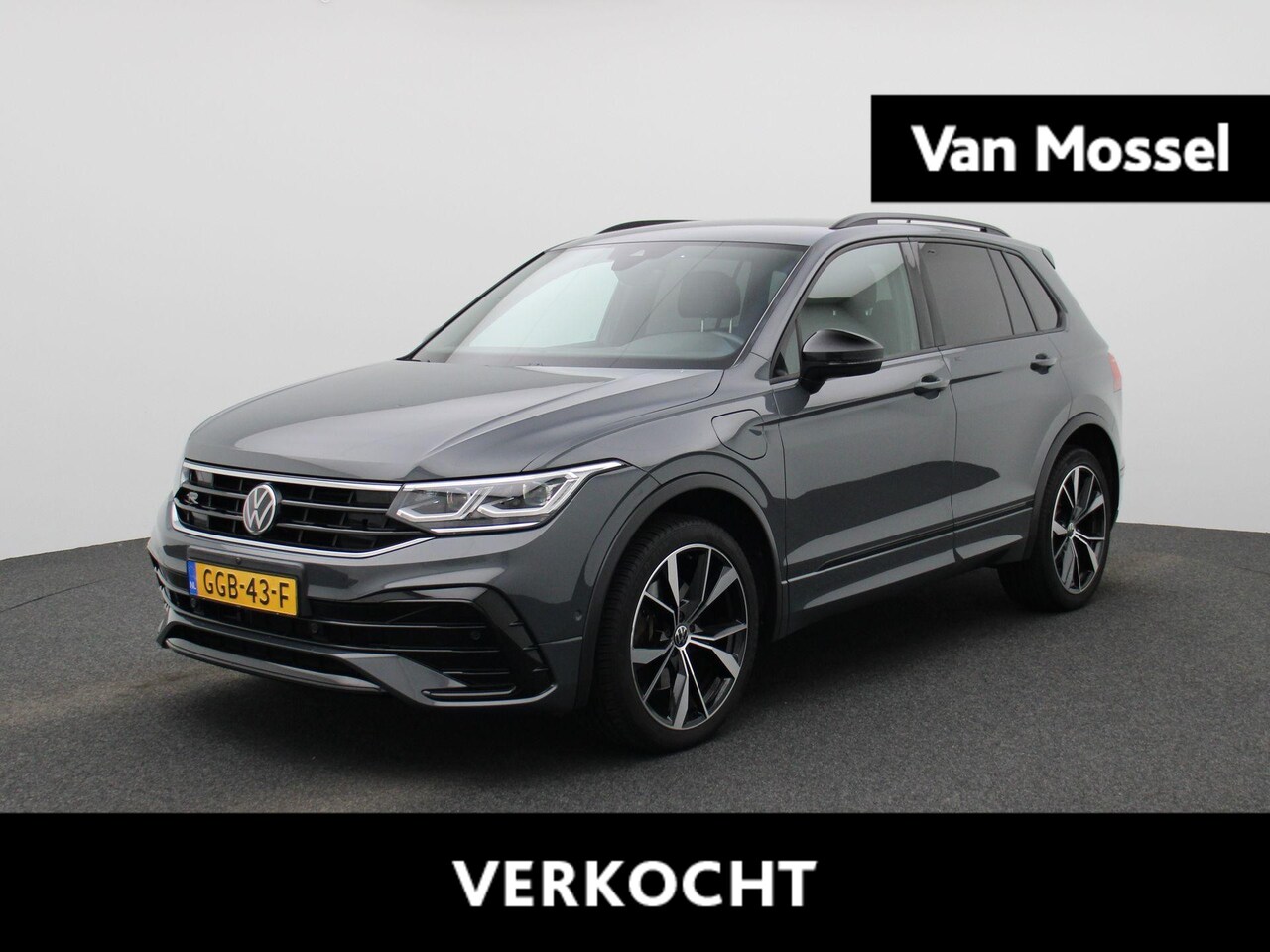 Volkswagen Tiguan - 1.4 TSI eHybrid R-Line Business+ 245 PK| SoH 95% | Dealeronderhouden | Trekhaak | Navigati - AutoWereld.nl
