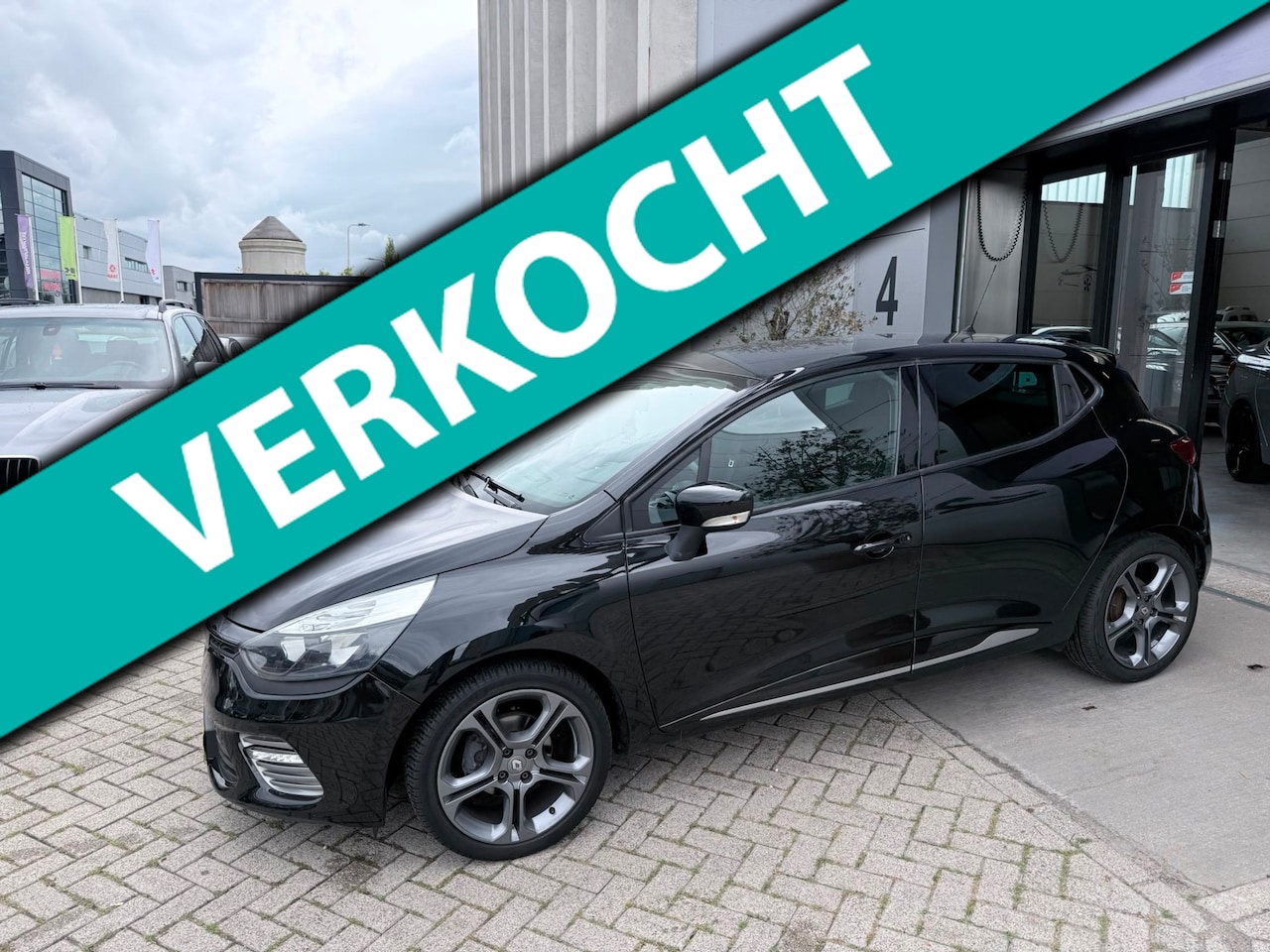 Renault Clio - 0.9 TCe Eco2 GT-Line! 1E EIG! NIEUWSTAAT! INRUIL MOGELIJK! - AutoWereld.nl