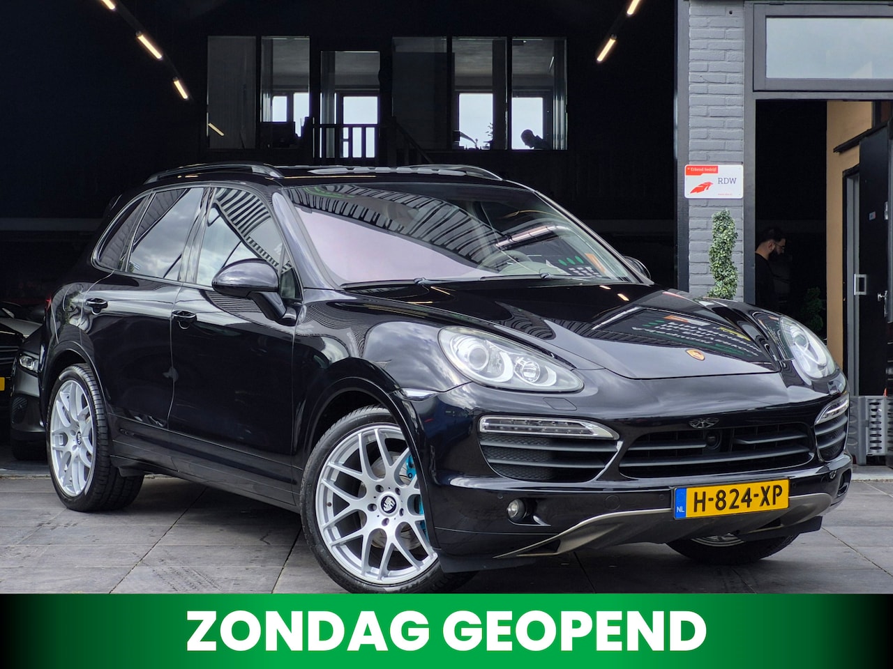 Porsche Cayenne - 4.8 S|Pano|Keyless|Camera|Trekhaak|APK - AutoWereld.nl