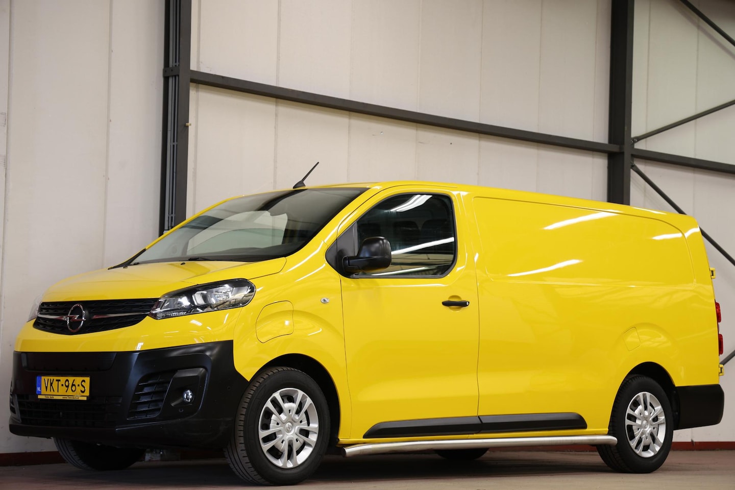 Opel Vivaro-e - L3H1 EXTRA LANG Edition 50 kWh - AutoWereld.nl