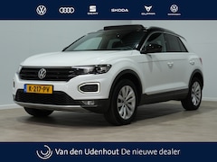 Volkswagen T-Roc - 1.5 150pk TSI Sport Panoramadak Navigatie 30