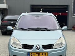 Renault Scénic - 2.0-16V Tech Line NW Distributie - 7-persoons