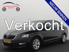 Skoda Octavia - 1.0 TSI Greentech Ambition Business VIRTUAL / TREKHAAK / NAVI / CARPLAY / CLIMA / PDC / BL