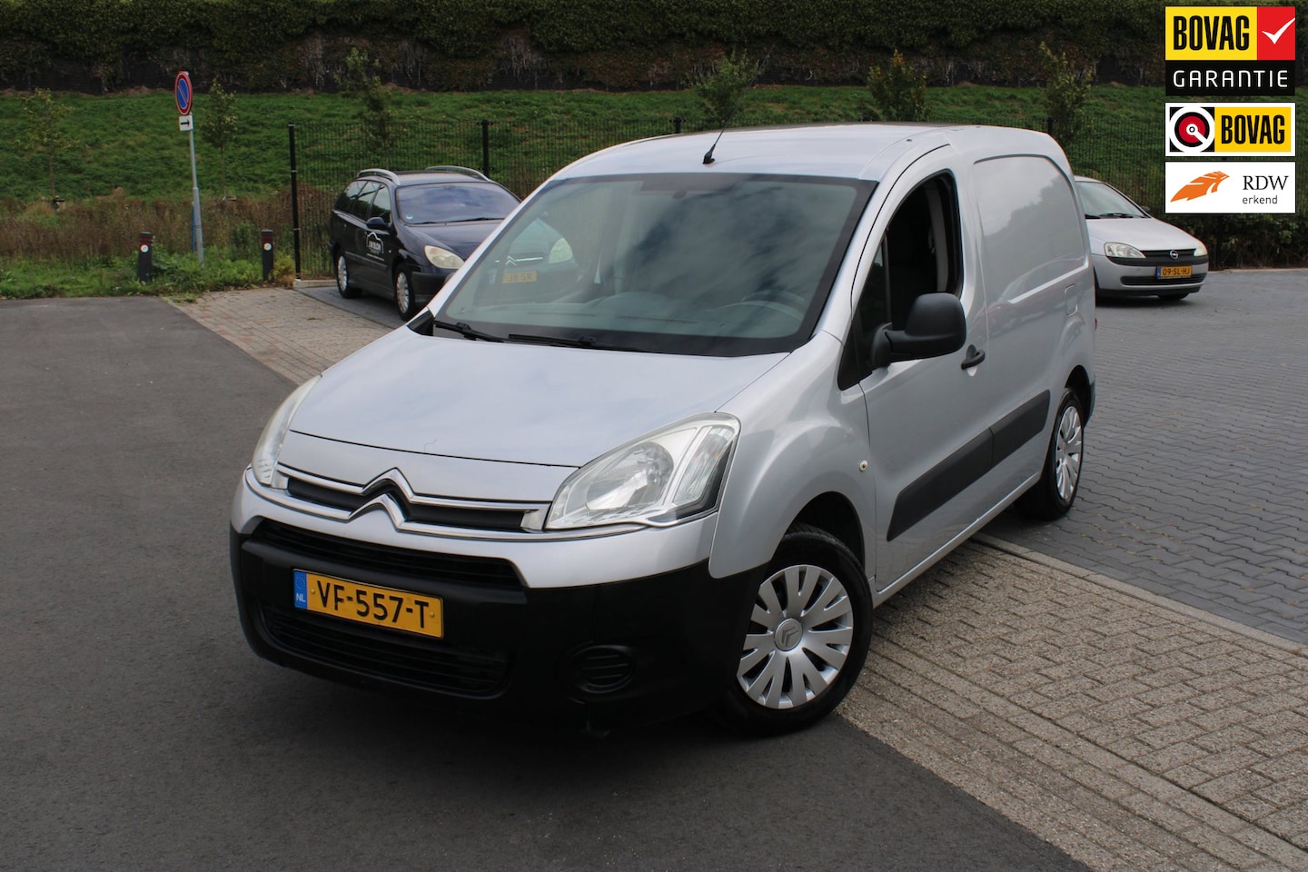 Citroën Berlingo - 1.6 HDI 500 Comfort Economy Airco trekhaak EXPORT PRIJS 2850.- - AutoWereld.nl
