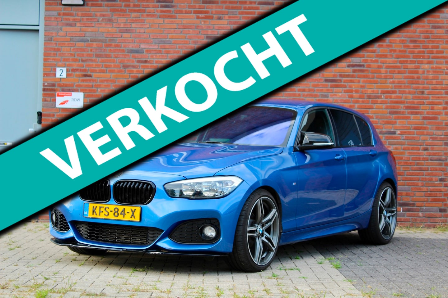 BMW 1-serie - 118i M-Sport | Estorilblauw | Maxton | 19 inch - AutoWereld.nl