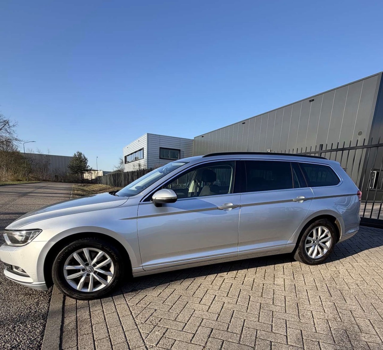 Volkswagen Passat Variant - 1.4 TSI ACT Highline - AutoWereld.nl