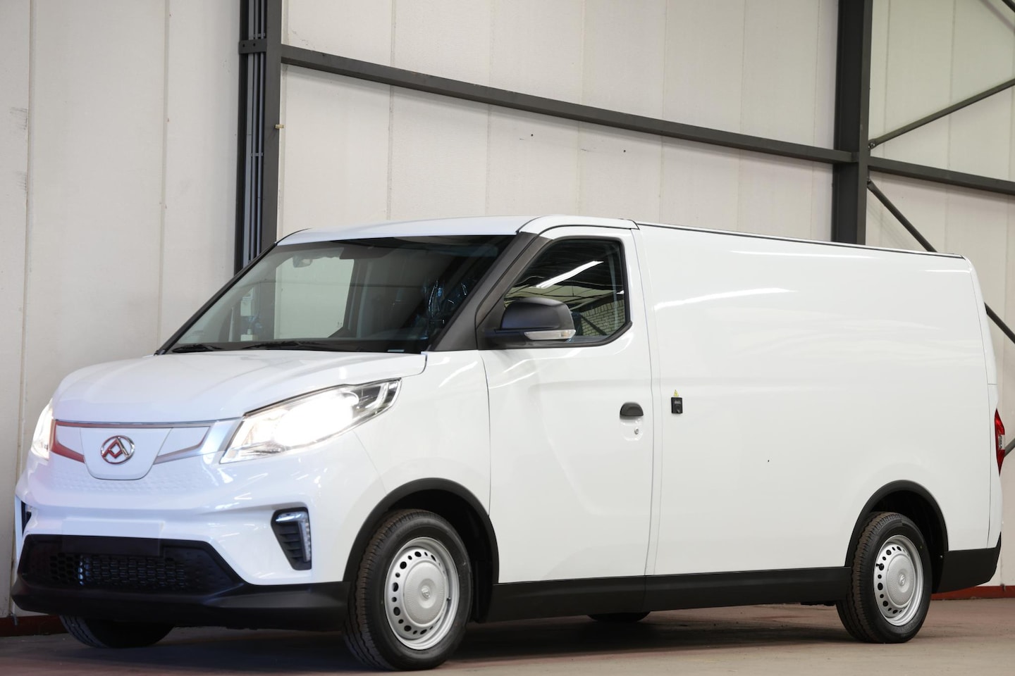 Maxus eDELIVER 3 - L3H1 LANG KOELWAGEN - AutoWereld.nl