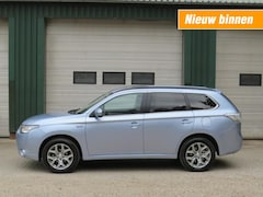 Mitsubishi Outlander - 2.0 PHEV INTENSE +