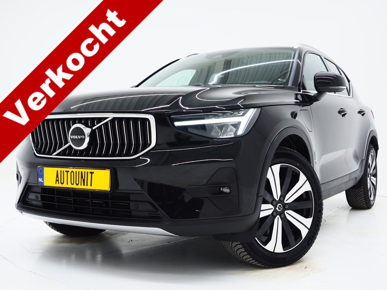 Volvo XC40 - 1.5 T5 Plug-in hybrid Ultimate | Panoramadak | Pilot Assist | Leder | Harman/Kardon | Came - AutoWereld.nl