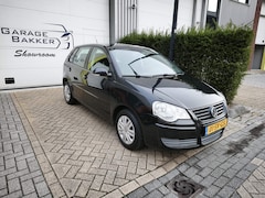 Volkswagen Polo - 1.4-16V Comfortline Airco Trekhaak Nieuwe APK